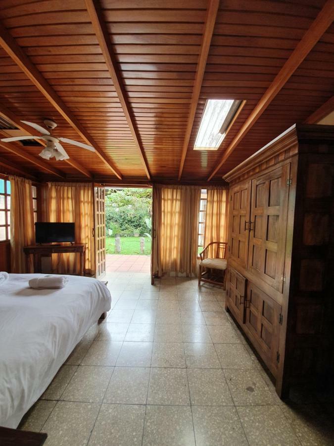 Turrialba Bed & Breakfast Kültér fotó